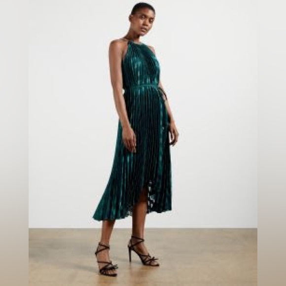 ted baker sasski pleated maxi dress TED BAKER Sasski Pleated Maxi Dress Size 2